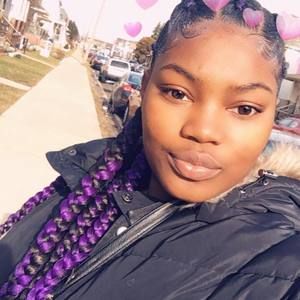 Meet your Posher, Brianna